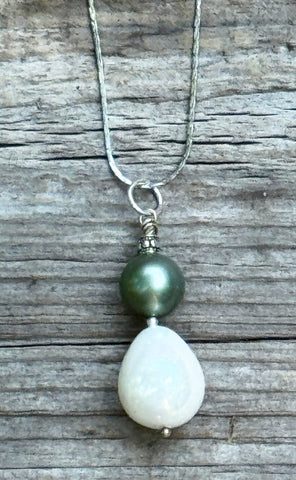 Ocean Harmony Necklace

 🌊✨