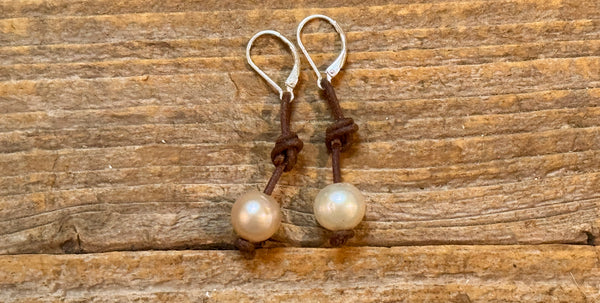 Blush Pearl Simplicity