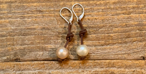Blush Pearl Simplicity